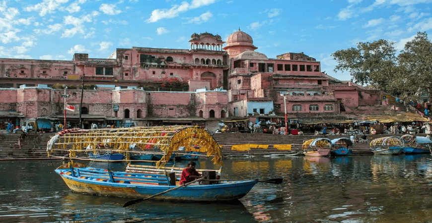 Exploring the Top 10 Temples of Chitrakoot: A Must-Read guide